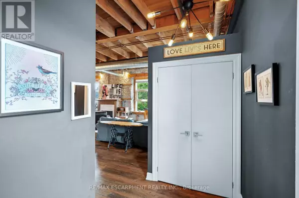 Cambridge, ON N1R2G6,25 Concession ST #201