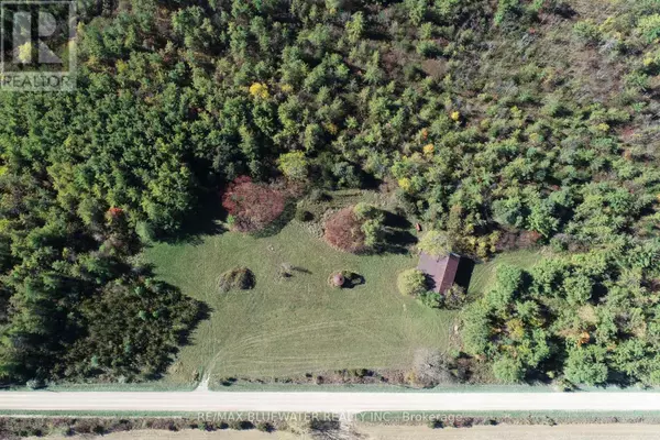 Lambton Shores (thedford), ON N0M2N0,9165 WIDDER ROAD