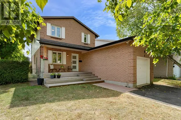 4 GLENAIRE MEWS, Kingston (west Of Sir John A. Blvd), ON K7M7L3