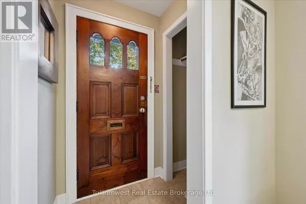 Guelph (st. Patrick's Ward), ON N1E3J5,4 BALSARROCH PLACE