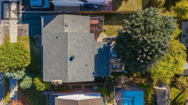 Ottawa, ON K1V6Z4,3026 SOUTHMORE DRIVE E