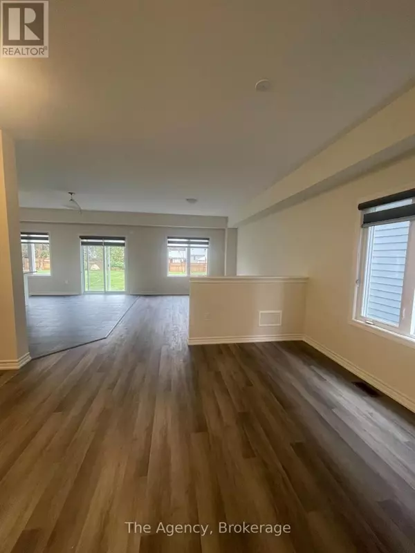 Gravenhurst (muskoka (s)), ON P1P0H8,125 BEECHWOOD FOREST LANE