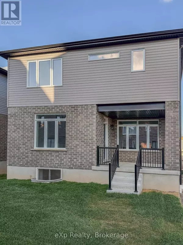 Waterloo, ON N2V0C3,347 Canada Plum ST ##Upper