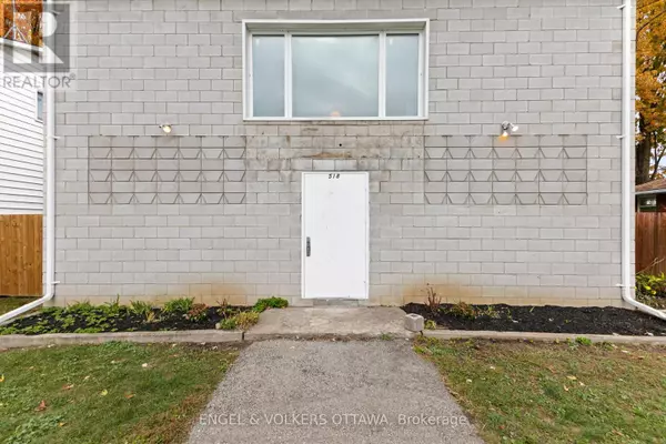 North Dundas, ON K0C2K0,518 CHURCH STREET