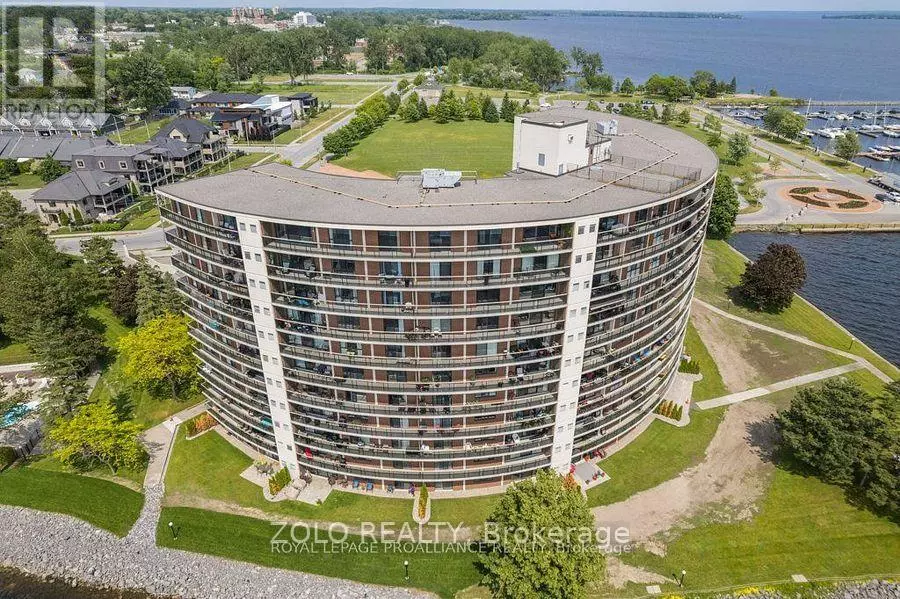 Belleville (belleville Ward), ON K8N5K7,2 South Front ST #402