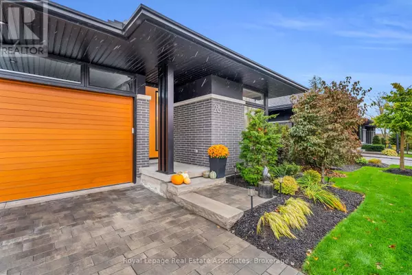 Welland (prince Charles), ON L3C0H5,28 Juniper TRL #8