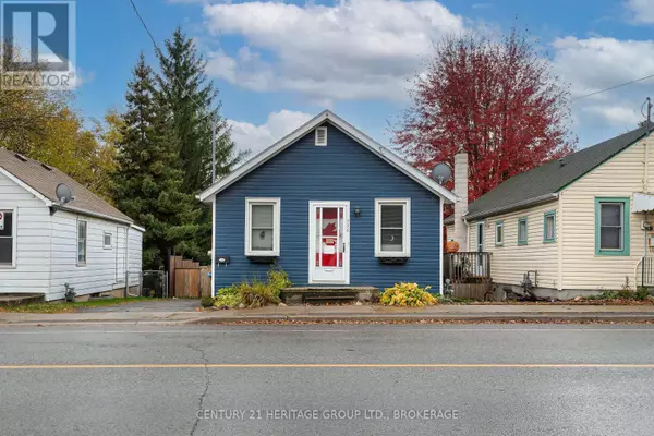 Kingston (east Of Sir John A. Blvd), ON K7K2R3,336 ELLIOTT AVENUE