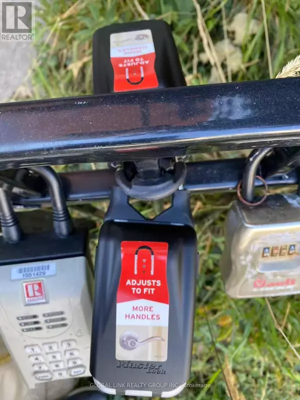 Waterloo, ON N2L0G4,321 Spruce ST #701