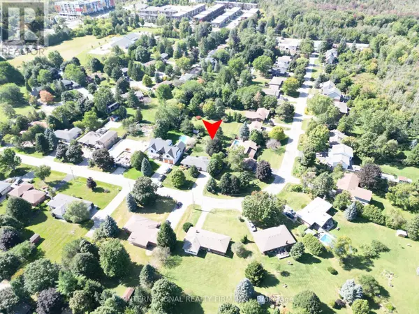 Guelph (pineridge/westminster Woods), ON N1L1G9,33 RIDGEWAY AVENUE