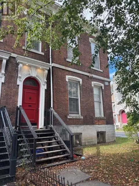 94 SYDENHAM STREET, Kingston (central City East), ON K7L3H4