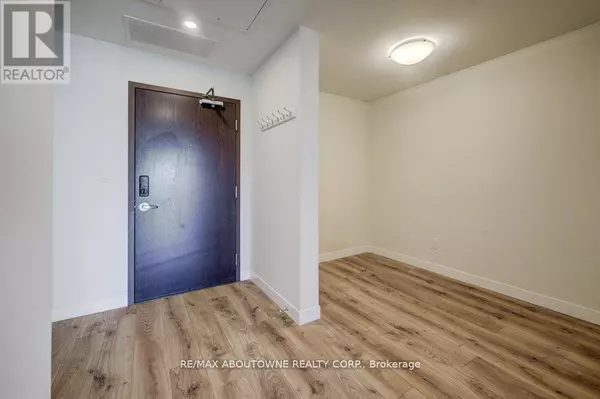 Kitchener, ON N2H0C7,60 Frederick ST #903