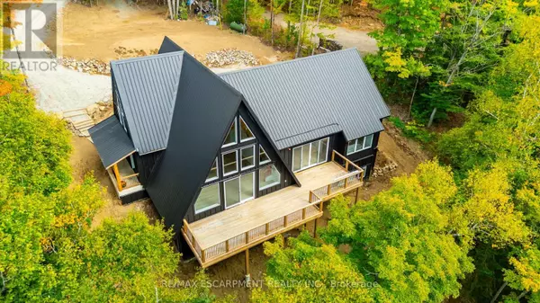 Dysart Et Al (dysart), ON K0M1S0,1295 WENONA LAKE ROAD