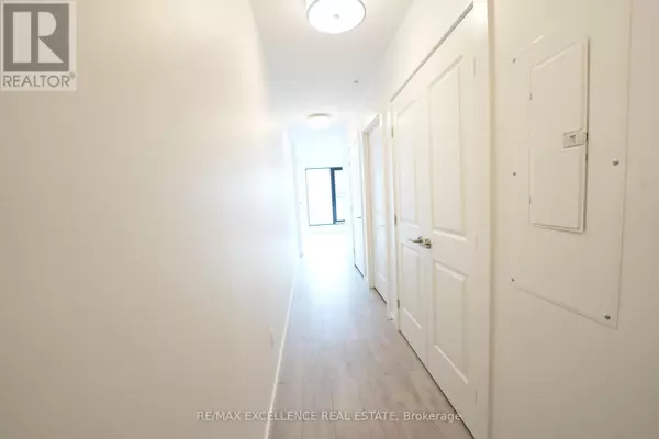 Waterloo, ON N2J0E7,181 King ST #1002