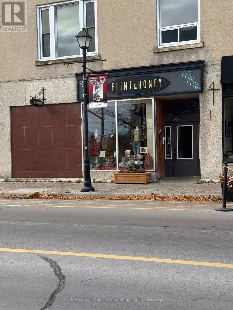 Perth, ON K7H1H5,42 GORE STREET E