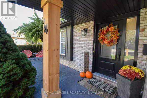 St. Catharines (vine/linwell), ON L2M6V1,14 EASTFIELD COURT