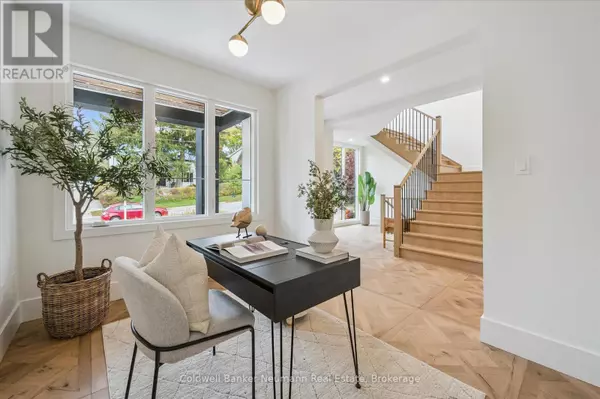 Guelph (downtown), ON N1H2M7,126 OXFORD STREET