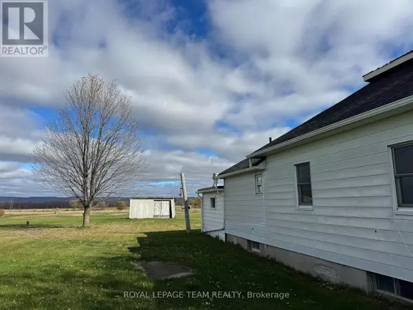 Ottawa, ON K0A3M0,3512 DUNROBIN ROAD