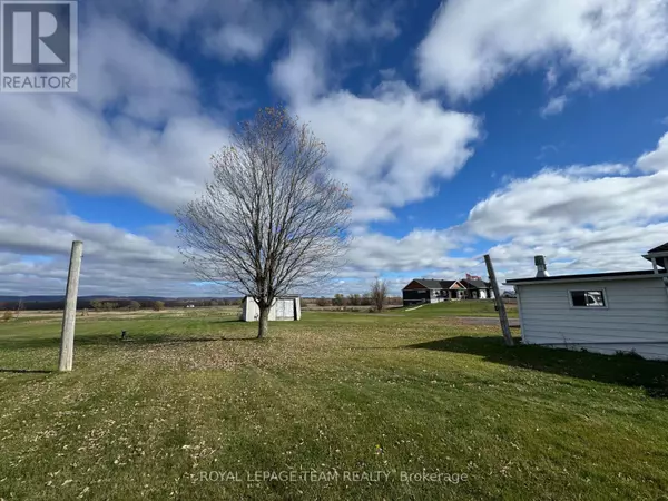 Ottawa, ON K0A3M0,3512 DUNROBIN ROAD