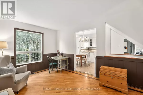 Ottawa, ON K2J4C1,77 ARMAGH WAY