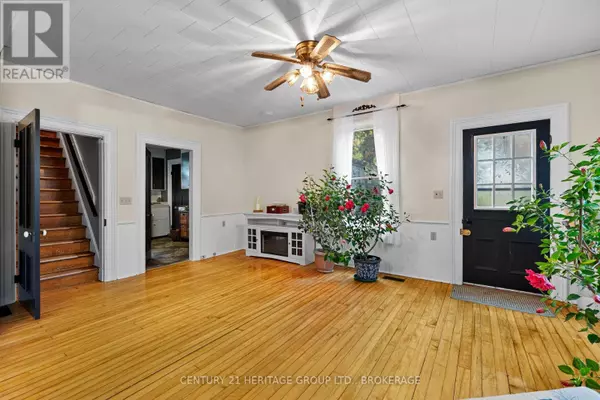 Asphodel-norwood, ON K0L1Y0,4734 COUNTY RD 2