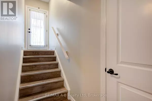 Stratford, ON N0K1J0,3199 Vivian Line 37 #5