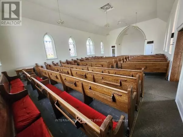 London East (east G), ON N5Y3K5,977 OXFORD STREET E