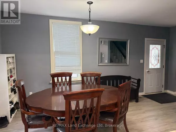 North Huron (wingham), ON N0G2W0,211 EDWARD STREET