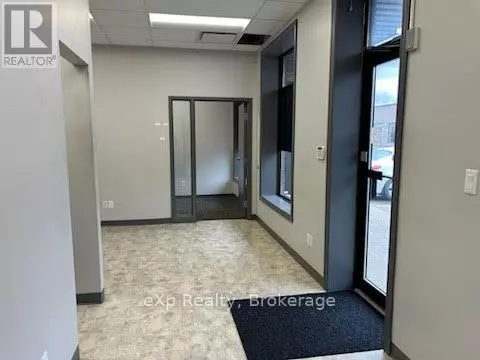 Owen Sound, ON N4K0G8,2045 20th AVE East #16-17