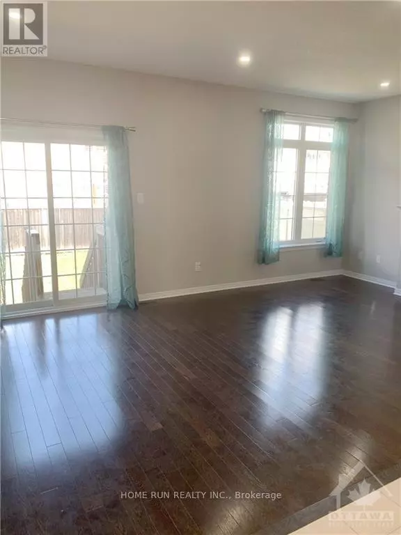 Ottawa, ON K2S5S7,488 DUNDONALD DRIVE