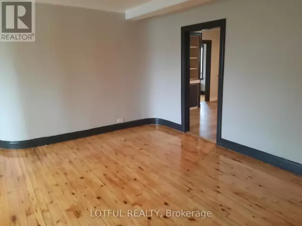 North Dundas, ON L9H2P7,31 Main ST #5