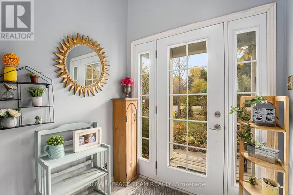 North Grenville, ON K0G1J0,4 BLACK WALNUT ROAD