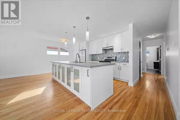 Ottawa, ON K1G1C6,2226 Tawney RD #A