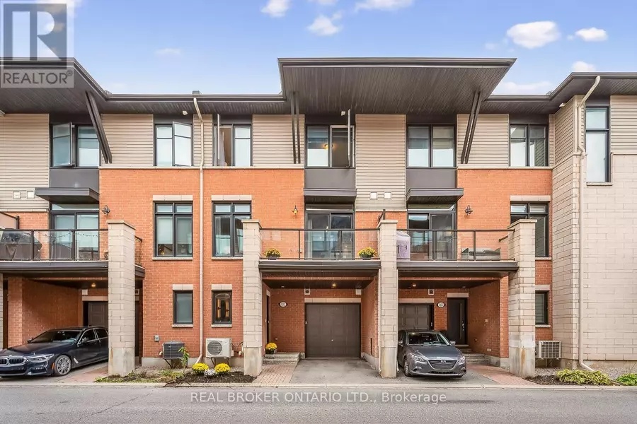 521 CHAPERAL PRIVATE, Ottawa, ON K4A0Y2