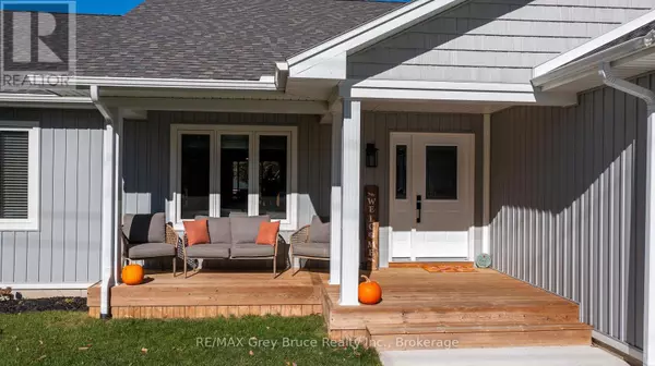 South Bruce Peninsula, ON N0H2G0,611 SIXTH STREET N