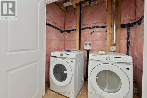 London South (south U), ON N6M0K2,1057 Karenana RD #Lower