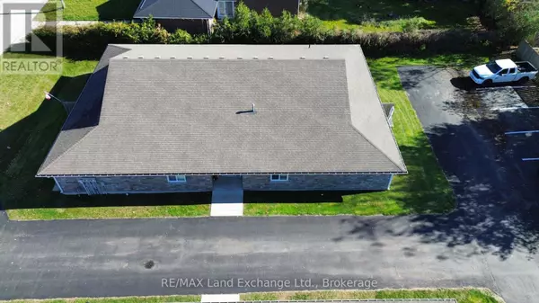 Kincardine, ON N0G2T0,16 STANLEY STREET