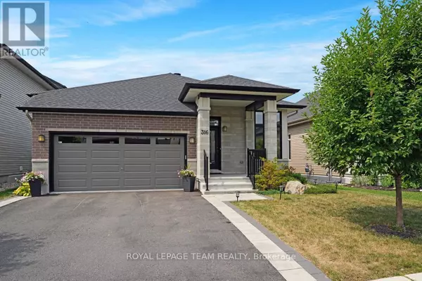 316 SERENADE CRESCENT W, Ottawa, ON K1X0B8