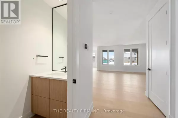 London North (north S), ON N6G3W1,2603 BUROAK DRIVE