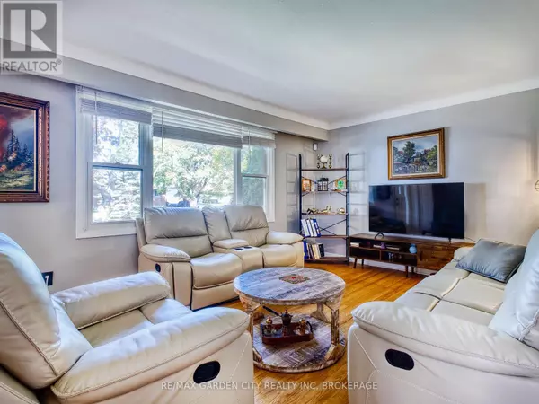 St. Catharines (lakeport), ON L2N2X6,12 PRINCEWAY DRIVE