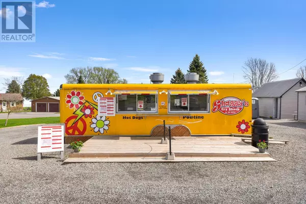 12 RIVERVIEW CRESCENT, Prescott, ON K0E1T1