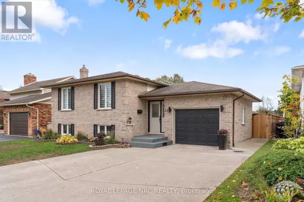 37 WEST FARMINGTON DRIVE, St. Catharines (grapeview), ON L2S3S3
