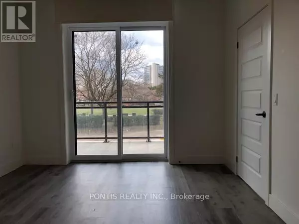 Waterloo, ON N2J0G2,103 Roger ST #104