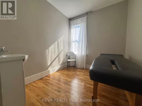 Bancroft (bancroft Ward), ON K0L1C0,10 Hastings St. North #Unit 4