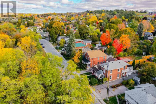 Peterborough (ashburnham Ward 4), ON K9H1T7,458 DRISCOLL TERRACE