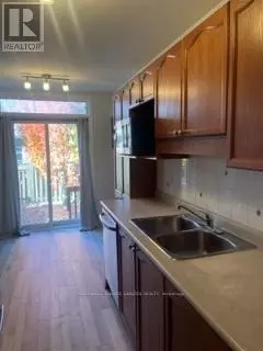 Ottawa, ON K1G6W4,308 FREEDOM PRIVATE