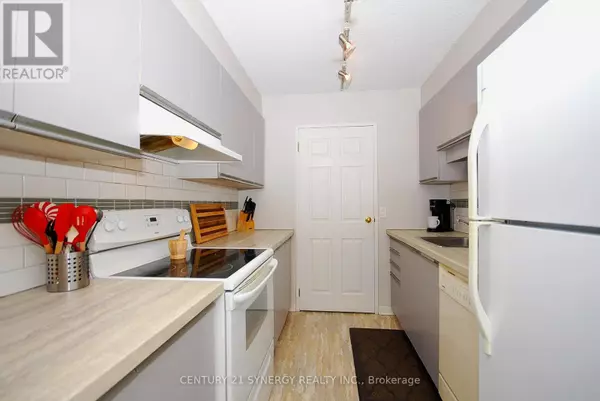 Ottawa, ON K2P2K8,199 Kent ST #309