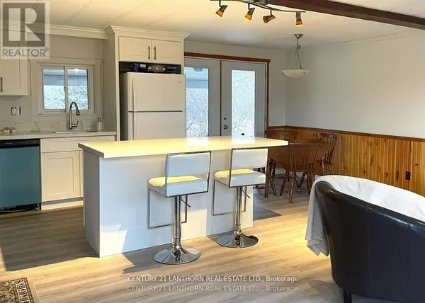 Prince Edward County (athol Ward), ON K0K1P0,292 SALMON POINT ROAD