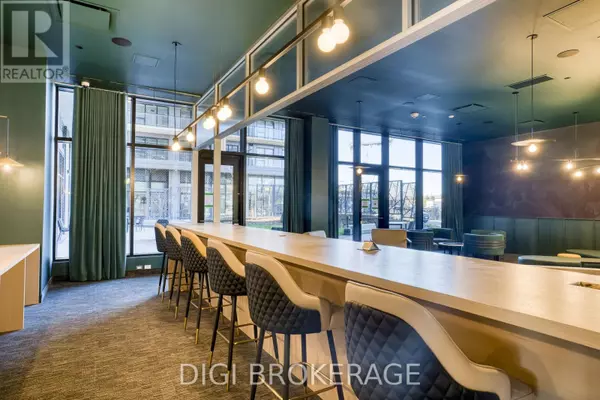 Ottawa, ON K1J0E3,1240 Cummings AVE #3503