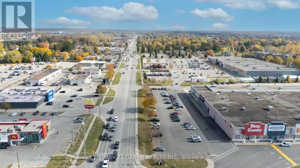 London East (east I), ON N5V3T1,126 CARLYLE DRIVE