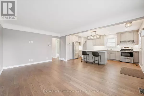 Guelph (riverside Park), ON N1E3R2,23 COLLINGWOOD STREET